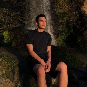 Meet your Posher, Leo